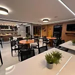 Apartamento Quarto E Sala A 260M Da Praia
